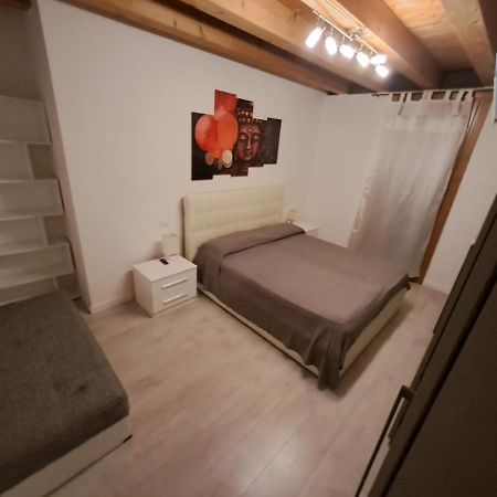 Central Luxury Garden Guest House เมสเตร ภายนอก รูปภาพ